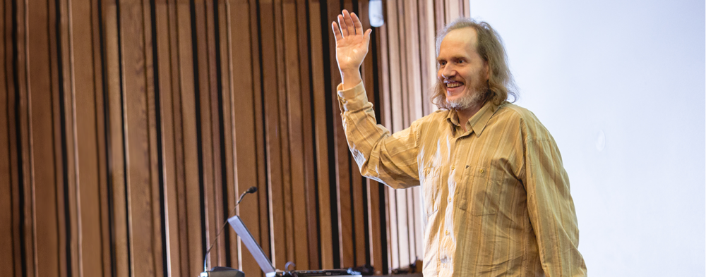 Asko Uri Kasulik Koolitus koolitaja esinemas